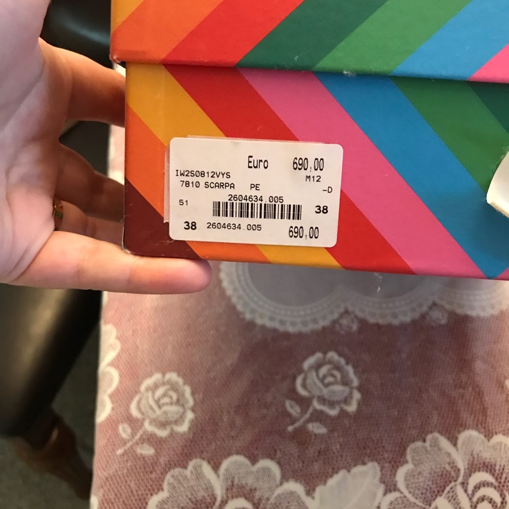 ๐ Sold ๐ Authentic Valentino Rockstud sandals - Picture 5 of 6